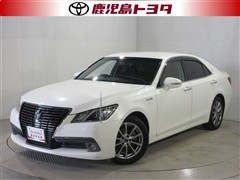 トヨタ クラウンHV ロイヤルサルーンブラック
