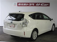 プリウスアルファ S