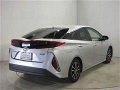 プリウスPHV A ユーティリティ+