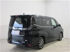 ヴォクシー HV S-Z