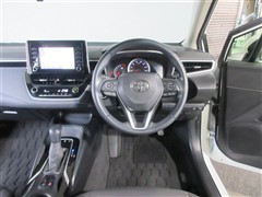 カローラツーリング S