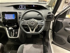 セレナ HV ハイウェイスター