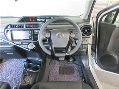 アクア S スタイルブラック