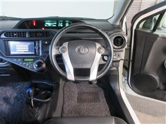 アクア G ブラックソフトレザー