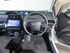 プリウスPHV S セーフティP