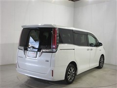 エスクァイアHV GIプレミアム