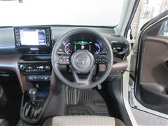 ヤリスクロス HV Z