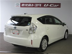 プリウスアルファ S