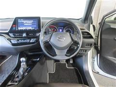 C-HR HV G LEDエディション