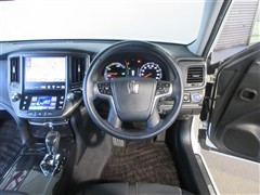 クラウン HV アスリートS