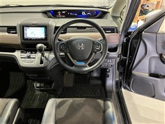 フリードプラスクロスター ホンダセ