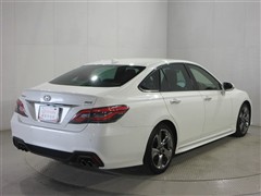クラウン RS