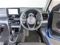 ヤリスクロス HV G