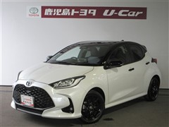 トヨタ ヤリス Z ウルバーノ