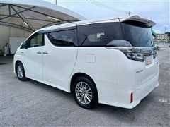 ヴェルファイアハイブリッド ZR