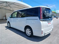 ノアXクルマイススロープ2サードツキ