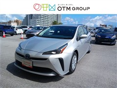 トヨタ プリウス S