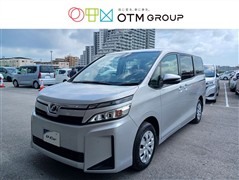 トヨタ ヴォクシー X