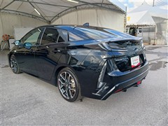 プリウスPHEV S GRスポーツ