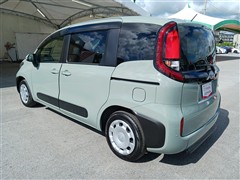 シエンタHEV X ウェルキャブ