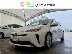 トヨタ プリウス S