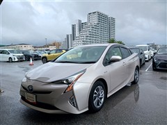 プリウス S セーフティプラス