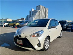 ヴィッツ HEV ジュエラ