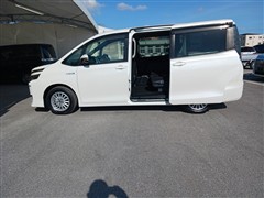 ヴォクシー HEV V