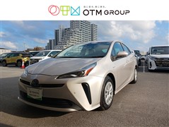 トヨタ プリウス S