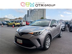 トヨタ C-HR HEV S
