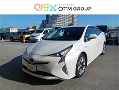 トヨタ プリウス A ツーリングセレクション