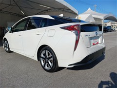 プリウス A ツーリングセレクション