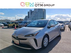 トヨタ プリウス S