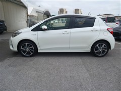 ヴィッツHEV U スポーティPKG