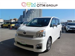 トヨタ ヴォクシー ZS キラメキ3