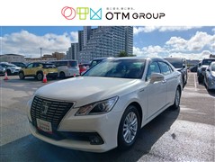 トヨタ クラウンロイヤル HV ロイヤルサルーン