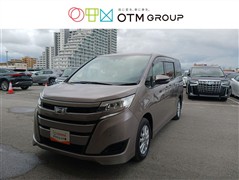 トヨタ　ノア HEV X