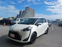 シエンタ HEV G クエロ