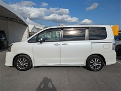 ヴォクシー ZS キラメキZ