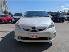 プリウスアルファ S