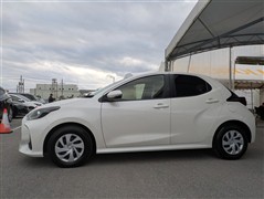 ヤリス X