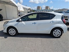 アクア S スタイルブラック