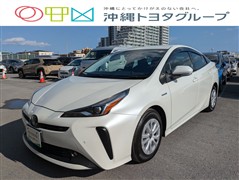 トヨタ プリウス S