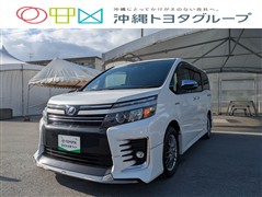 トヨタ　ヴォクシー HEV ZS キラメキ2
