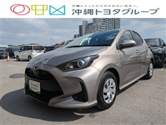 トヨタ ヤリス HEV X