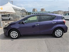 アクア S スタイルブラック