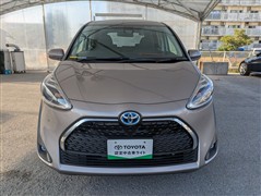 シエンタHEV ファンベースG クエロ