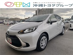 トヨタ　アクア G