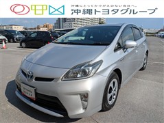トヨタ プリウス S