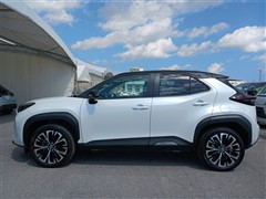 ヤリスクロスHEV Z